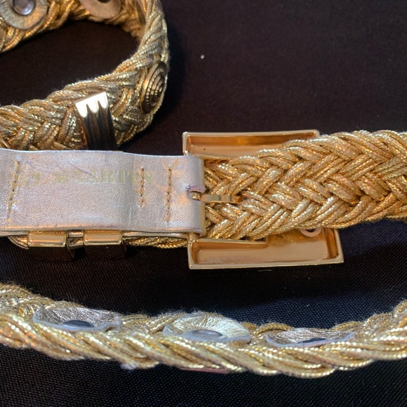 Lion Head Gold Toned Belt - Picture 3 of 6